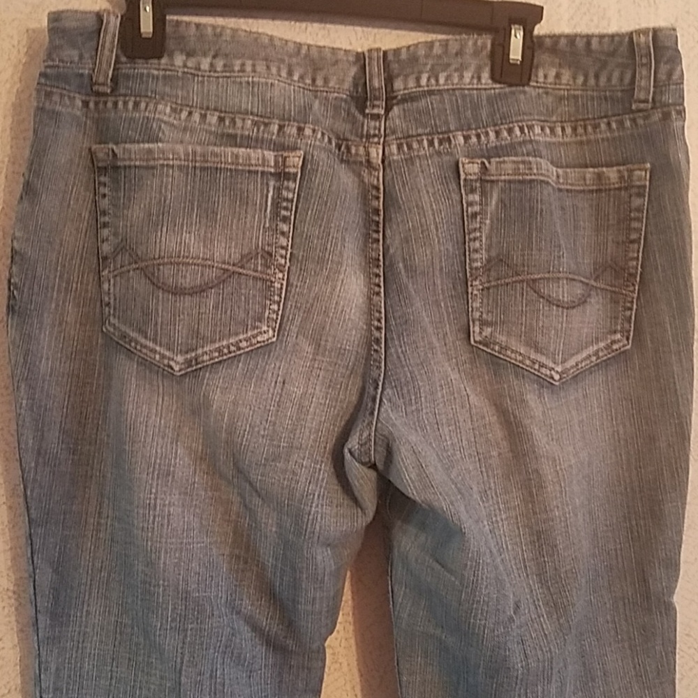 Jeans - Picture 4 of 4